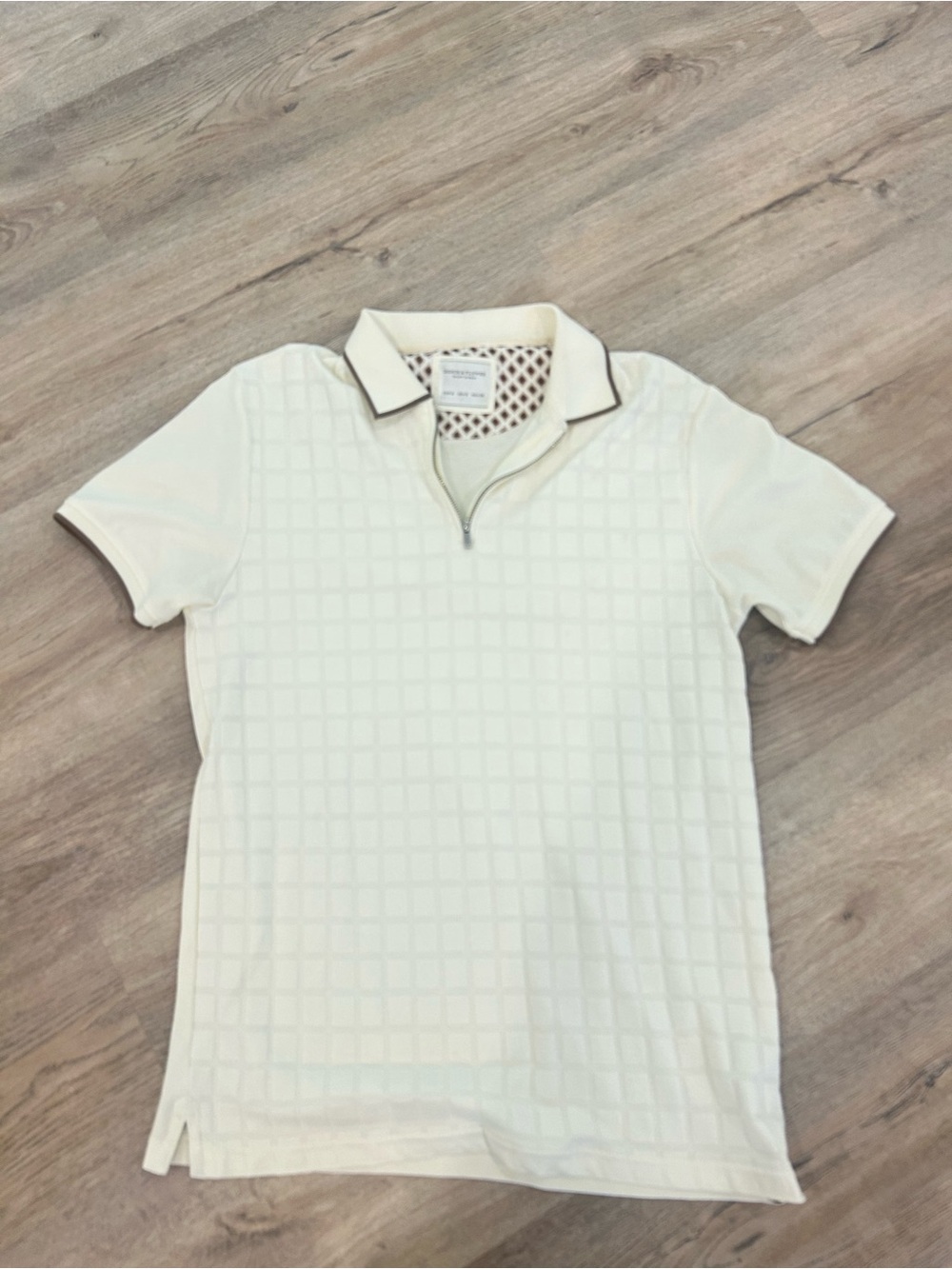 Denim & Flower Cream Short-Sleeve Zip Polo with Contrast Trim